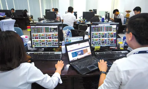 Thanh khoản chứng khoán cạn kiệt dần