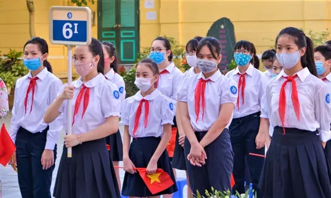 Đề xuất miễn toàn bộ học phí cho học sinh Trung học cơ sở trên toàn quốc