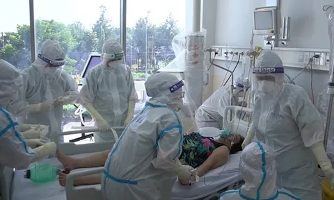 Bộ Y tế nêu nguyên nhân gần 9.400 nhân viên y tế xin thôi việc, bỏ việc