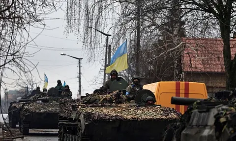 Ukraine phá hủy trung tâm chỉ huy của Nga ở Kherson, chuẩn bị phản công lớn