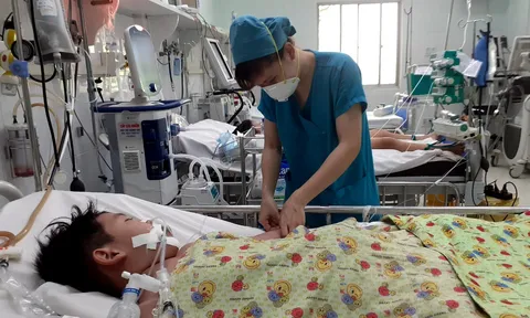 Bộ Y tế cảnh báo số mắc Covid-19 và sốt xuất huyết có thể tăng