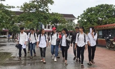 Vì đâu kỳ thi lớp 10 trở thành nỗi ám ảnh khủng khiếp?