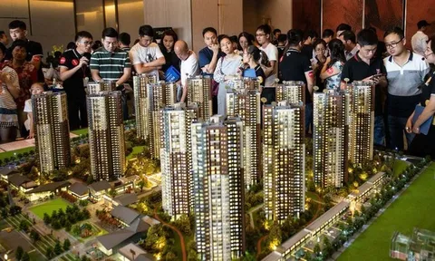 'Cuồng phong' bủa vây thị trường bất động sản Trung Quốc: Làn sóng bùng nợ thế chấp bắt đầu