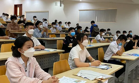 Trường ĐH công bố điểm chuẩn: Thí sinh tránh vuột mất cơ hội