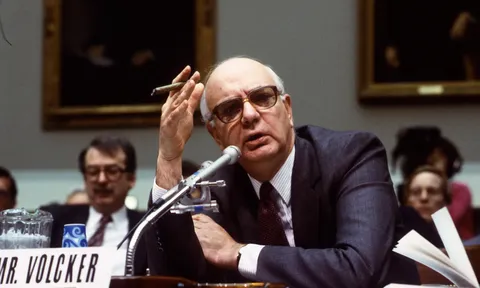 FED đã dập khủng hoảng lạm phát bằng cách gây suy thoái kinh tế như thế nào