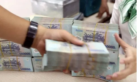 Ngân hàng Nhà nước "đảo pha", các ngân hàng "vay nóng" gần 30.000 tỷ đồng