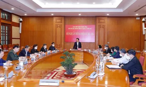 Bộ Chính trị quyết định tổng thể về biên chế của hệ thống chính trị