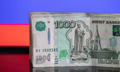 Sau Mỹ, loạt ngân hàng châu Âu giao dịch trái phiếu Nga