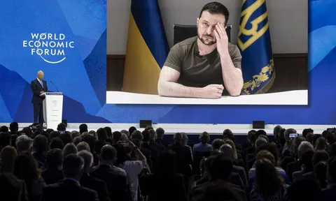 Kinh tế Ukraine: Phía sau những công bố tài trợ tỷ USD là gì?