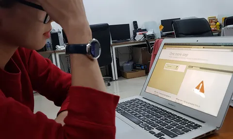 Nghìn tỷ bốc hơi, hoang mang với khoản lỗ từ quá khứ hiện về