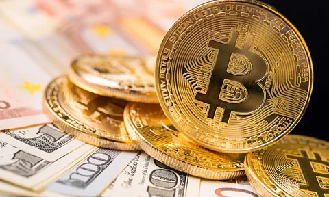 Bitcoin bật tăng sau khi lao dốc mạnh