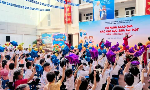 Sáng nay, học sinh cả nước tựu trường năm học mới 2022 - 2023