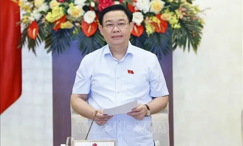 Khai mạc Phiên họp bất thường tháng 8 của Ủy ban Thường vụ Quốc hội