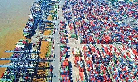 Dự báo GDP Việt Nam 2022 cao vượt dự kiến và khuyến nghị của chuyên gia