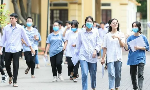 Điểm chuẩn trúng tuyển vào một số ngành gần chạm mốc 30 điểm