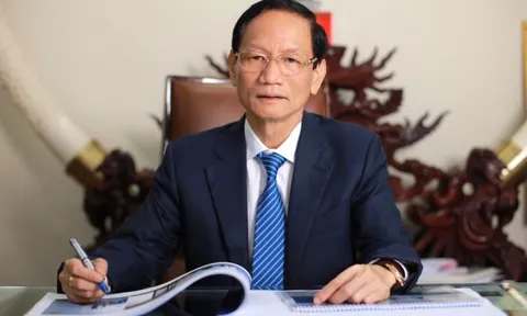 Đại gia Vũ Văn Tiền vừa tham gia cuộc đua sản xuất ô tô là ai?