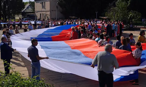 4 vùng trưng cầu dân ý sáp nhập Nga, Ukraine cảnh báo sử dụng vũ lực