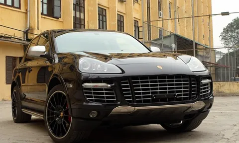 Gần 200.000 xe Porsche dính lỗi đèn pha