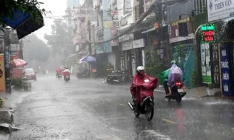 Mưa dông tiếp diễn trên cả nước trong ngày 28/9