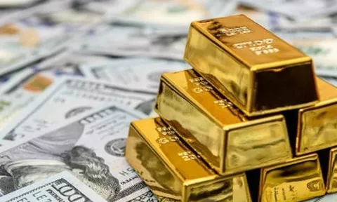 Giá vàng loạn nhịp, USD trong nước chững lại
