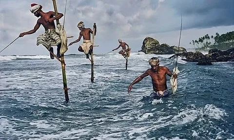 Định giá thị trường chứng khoán ở mức thấp, dòng tiền sẽ "thăm dò" trước khi giải ngân