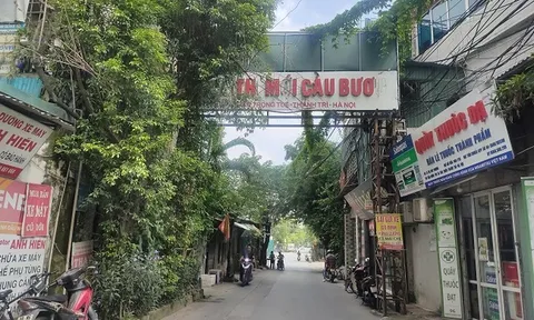 Ám ảnh khu biệt thự tiền tỷ Cầu Bươu hoang lạnh, cỏ dại 'chôn vùi'