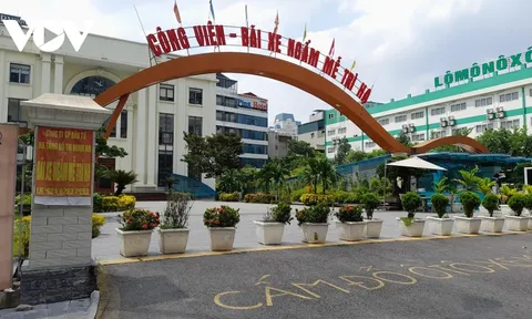 Nhiều công trình, tòa nhà vẫn 'sáng đèn' dù bị tạm đình chỉ do vi phạm PCCC