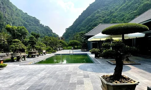 Nhiều công trình 'khủng' xây trái phép trên đất quốc phòng