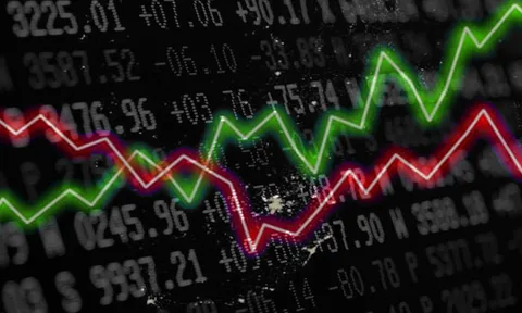 Dòng tiền mất hút, thanh khoản HoSE chạm đáy 2 năm