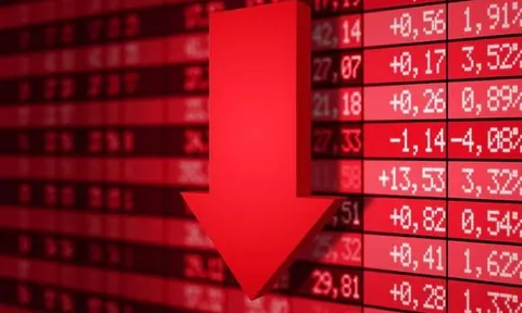 Hoảng loạn, VN-Index mất mốc 1.000 điểm, xóa sổ toàn bộ thành quả 2 năm qua