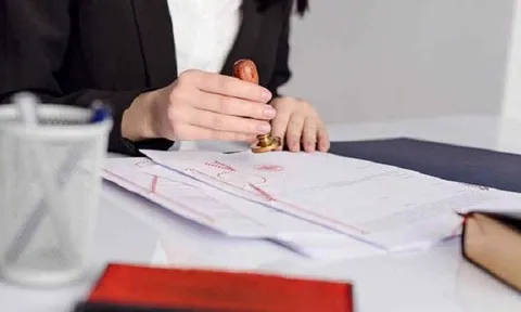 Giao dịch nhà đất, công chứng và bên mua bị "qua mặt"