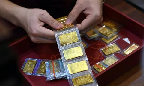 USD 'hạ nhiệt', giá vàng chững lại