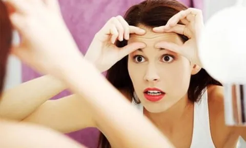 Thói quen chăm sóc da gây lão hóa