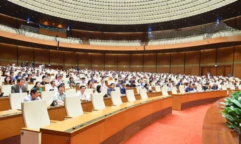 ĐBQH: Tăng lương cơ sở ngay từ 1/1/2023 nhưng không 'cào bằng' mà quy định rạch ròi, cụ thể từng đối tượng