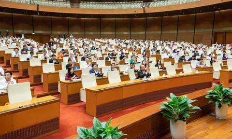 Quốc hội 'chốt' mục tiêu tăng trưởng GDP 6,5% năm 2023