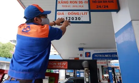 Điều chỉnh giá xăng dầu theo ngày có khả thi?