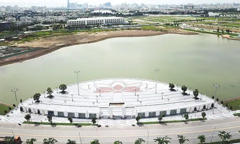 Nghịch lý đất công cộng trong dự án thương mại