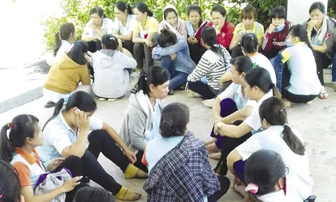 Công nhân chới với vì mất việc cuối năm: 'Khốn khó vì bỗng dưng... mất việc'