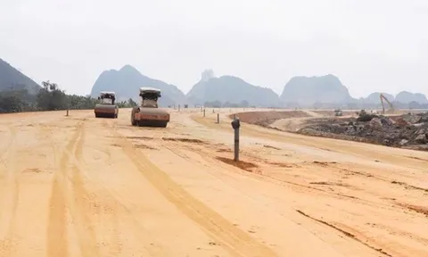 Đền bù giải phóng mặt bằng cao tốc Bắc Nam, Phú Yên giải ngân đạt... 0%