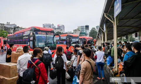 Thị trường vé Tết bắt đầu sôi động