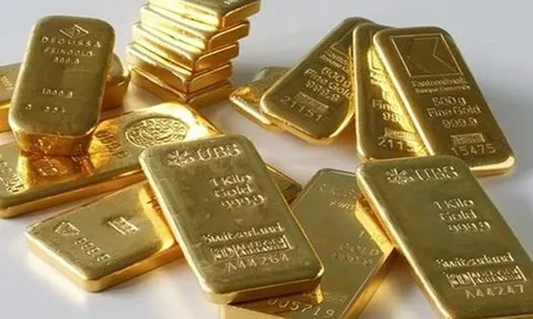 Giá vàng miếng diễn biến lạ