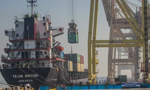 ADB nâng dự báo tăng trưởng kinh tế Việt Nam 2022, hạ dự báo 2023