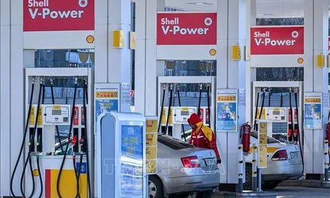 THẾ GIỚI 2022: Hệ lụy từ biến động của giá dầu đối với xu hướng toàn cầu hóa