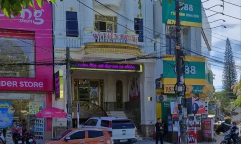 Tháo gỡ quảng cáo khai trương chi nhánh thẩm mỹ Mailisa ở tỉnh Lâm Đồng
