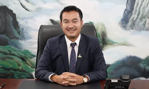 Phong tỏa tài khoản Đông Tây Land do nợ thuế