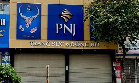 Cổ phiếu PNJ rơi về đáy hơn 5 năm, doanh nghiệp nói gì về áp lực thanh khoản?
