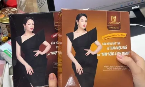 Pha 4 gói cà phê Laura của Nhật Kim Anh nhưng chả thấy linh chi hay đông trùng, độ sánh kẹo lại đến từ lượng đường khổng lồ!