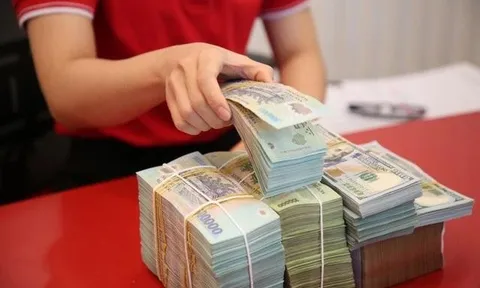 Ngân hàng đồng loạt hạ lãi suất, hàng trăm nghìn tỷ đồng vốn ưu đãi được tung ra