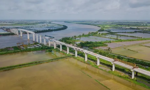 Cận cảnh công trường xây dựng cầu Văn Úc hơn 800 tỷ đồng ở Hải Phòng