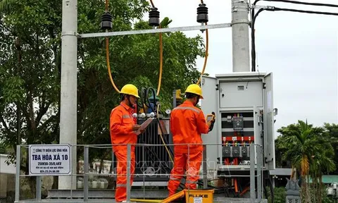 Đảm bảo cung ứng đủ điện cho sản xuất, kinh doanh và tiêu dùng
